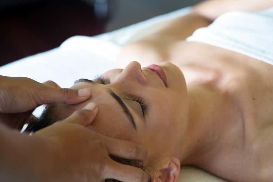 Ubud: Couple Spa Treatment with Bath Ritual & Sparkling Wine - Arriving at The Chedi Club Tanah Gajah