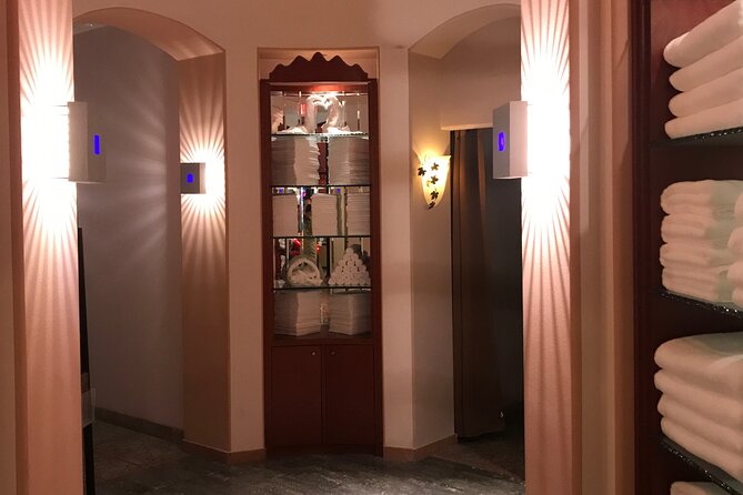 VIP 60 Minute Body Massage w/ Hot Stones - Hot stones, oil, and the level of relaxation