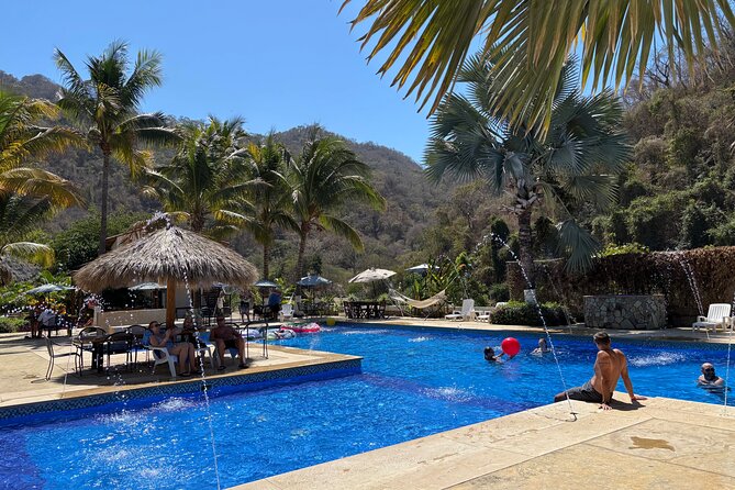 Volcanic Hot Springs, Foot Massage, Tequila & Mex BBQ - Who should book this experience?
