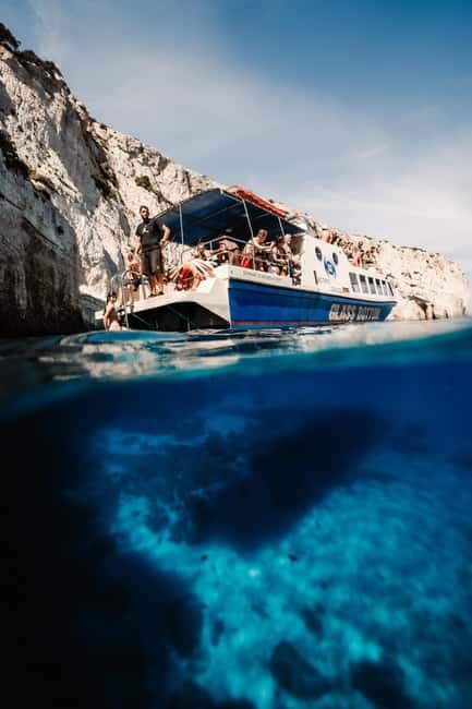 Zakynthos: Shipwreck, Blue Caves and Xigia Natural Spa Tour - The boat ride to northern Zakynthos