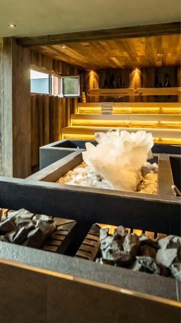Zell am See: Tauern SPA Day Ticket for Water World - What a full day at Tauern SPA feels like